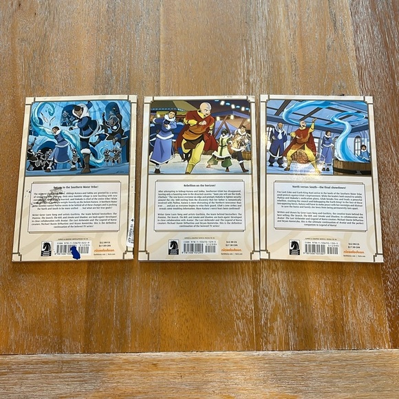 Avatar: The Last Airbender Graphic Novels Set - Picture 2 of 7